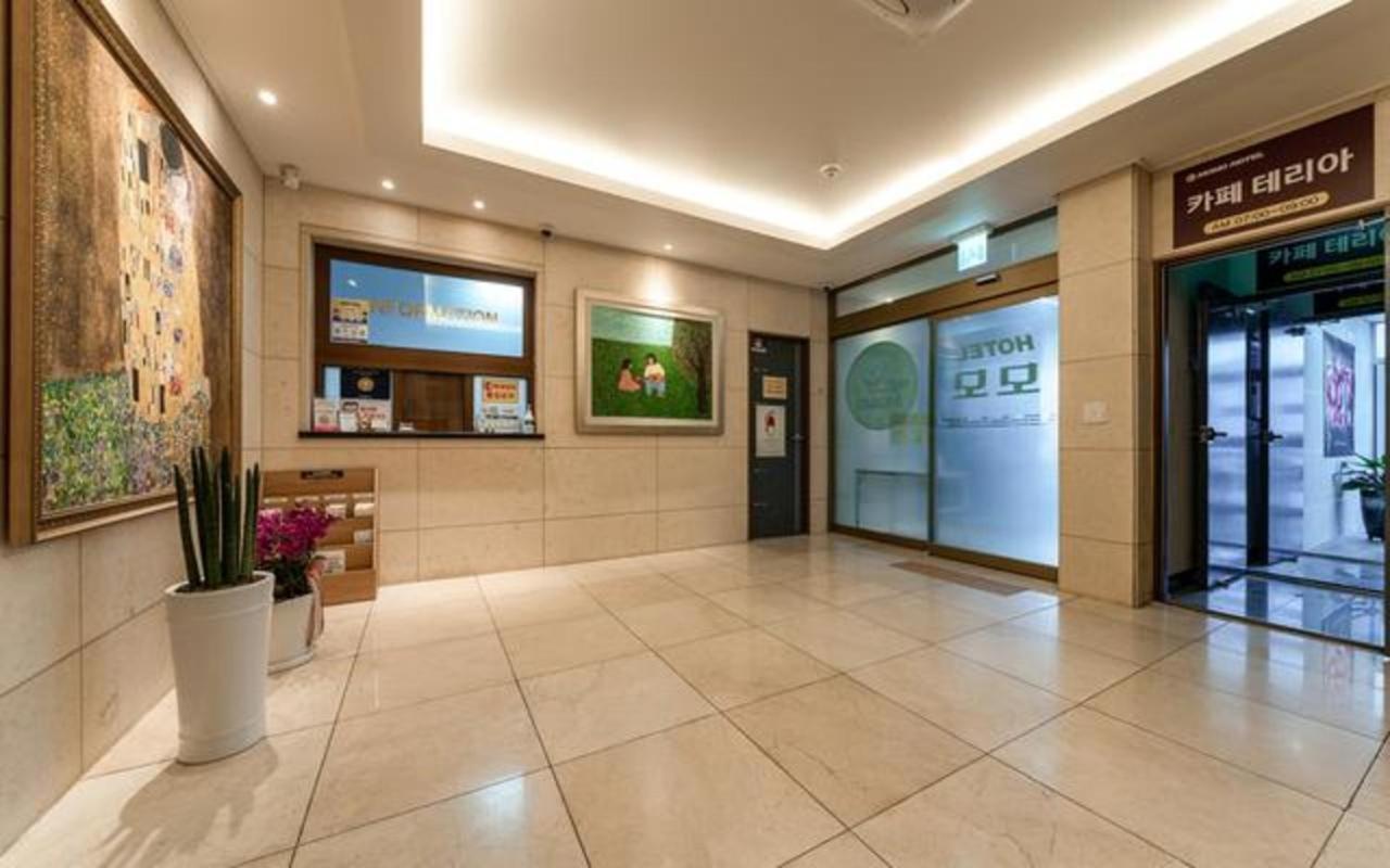 Hotel Momo Busan Bagian luar foto